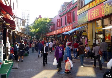 le quartier chinois montreal.